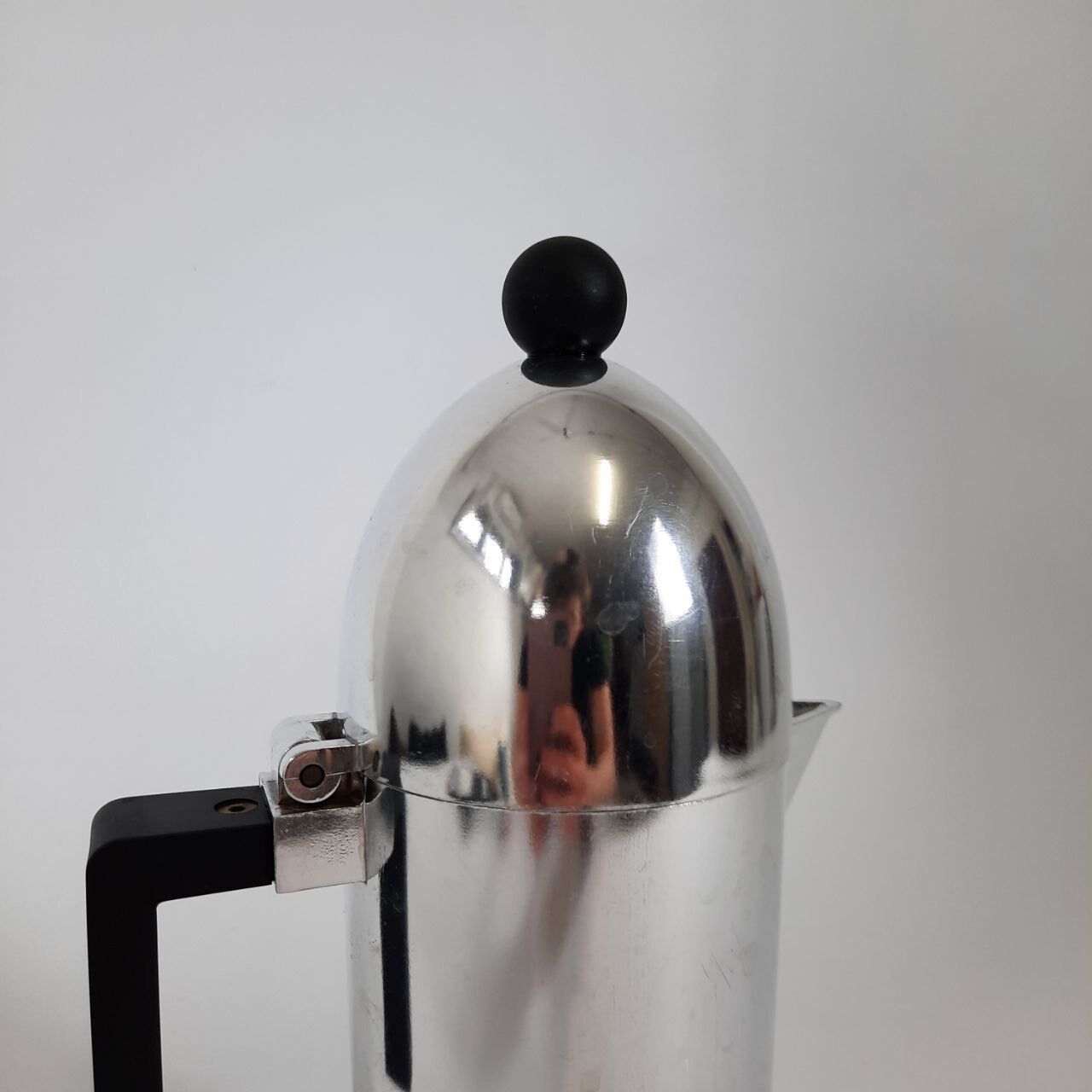 Coffee maker design Alessi, la cupola, designer Aldo Rossi