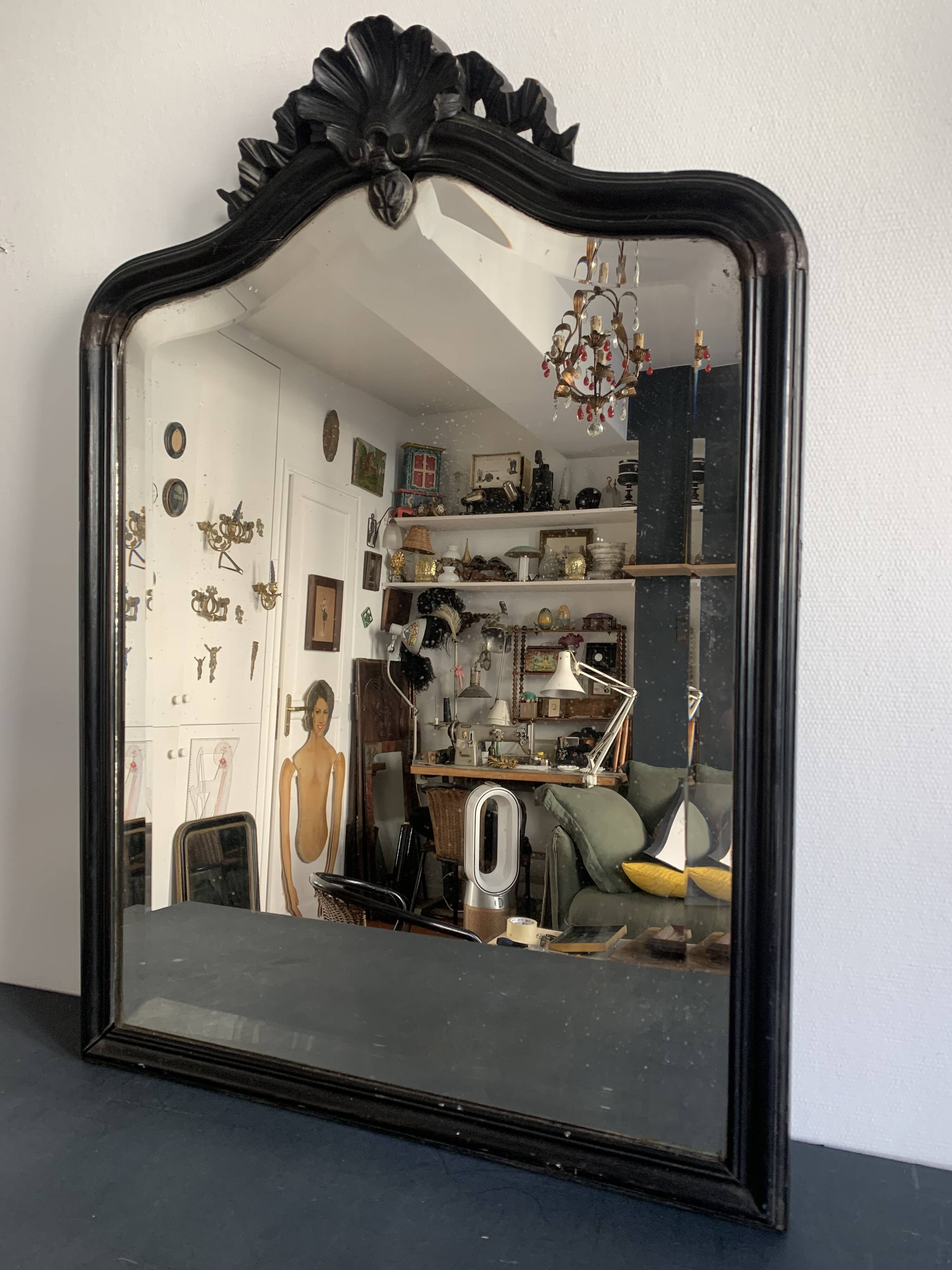 Napoleon III mirror in black wood with pediment