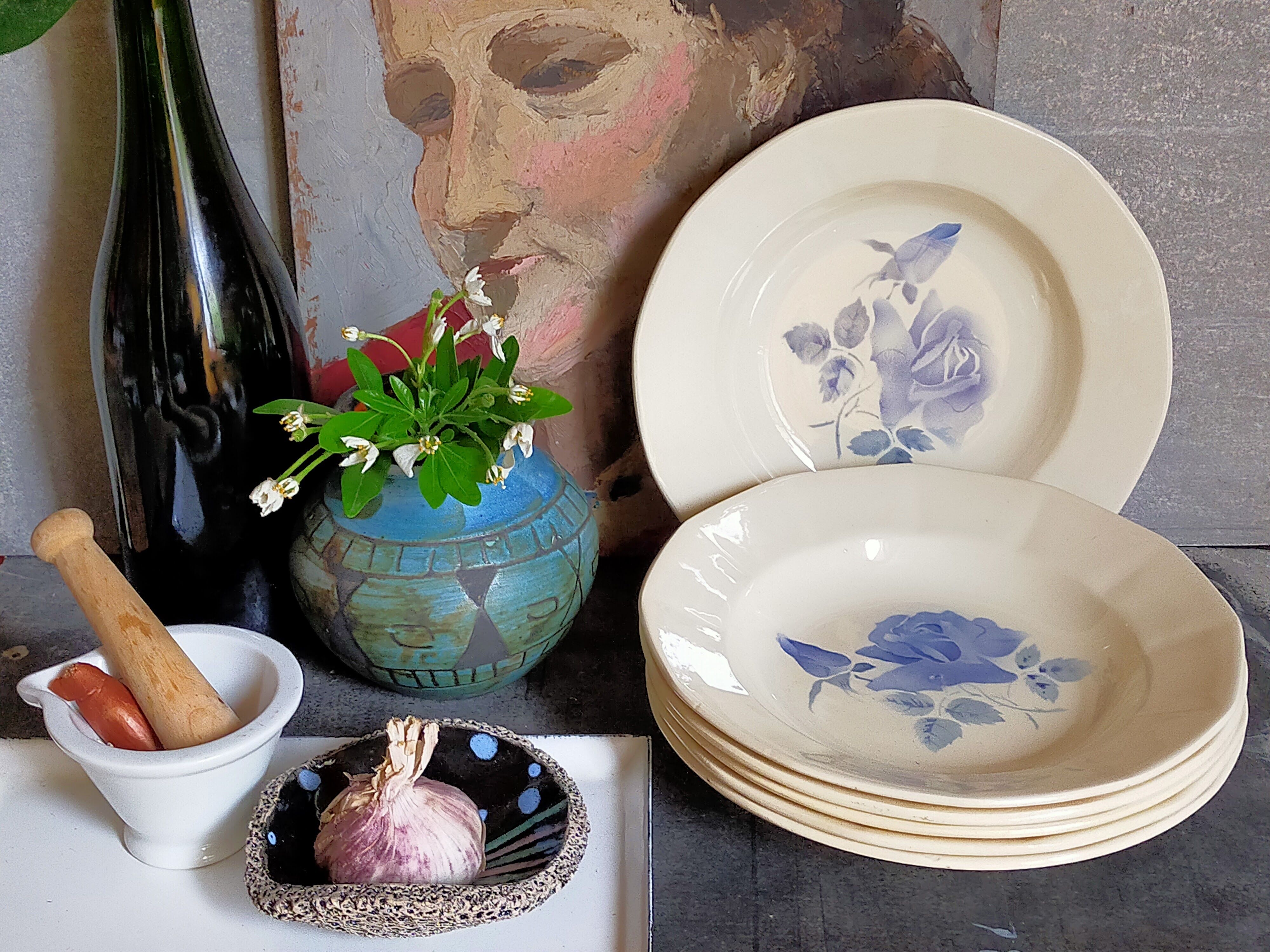 Six earthenware plates of Digoin and Sarreguemines 40s