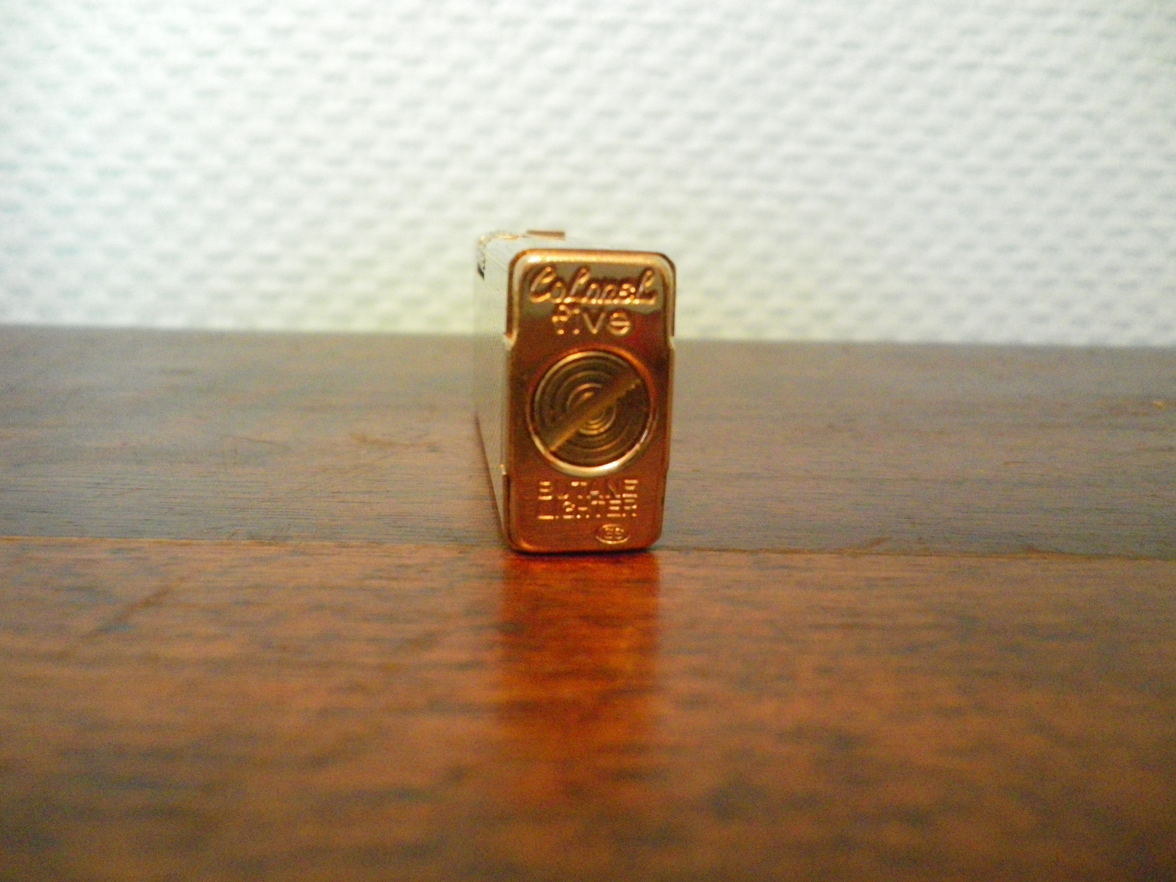 Vintage lighter "Colonel Five", gold metal, with original box