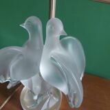 Crystal lamp Lalique with two doves model Ariane