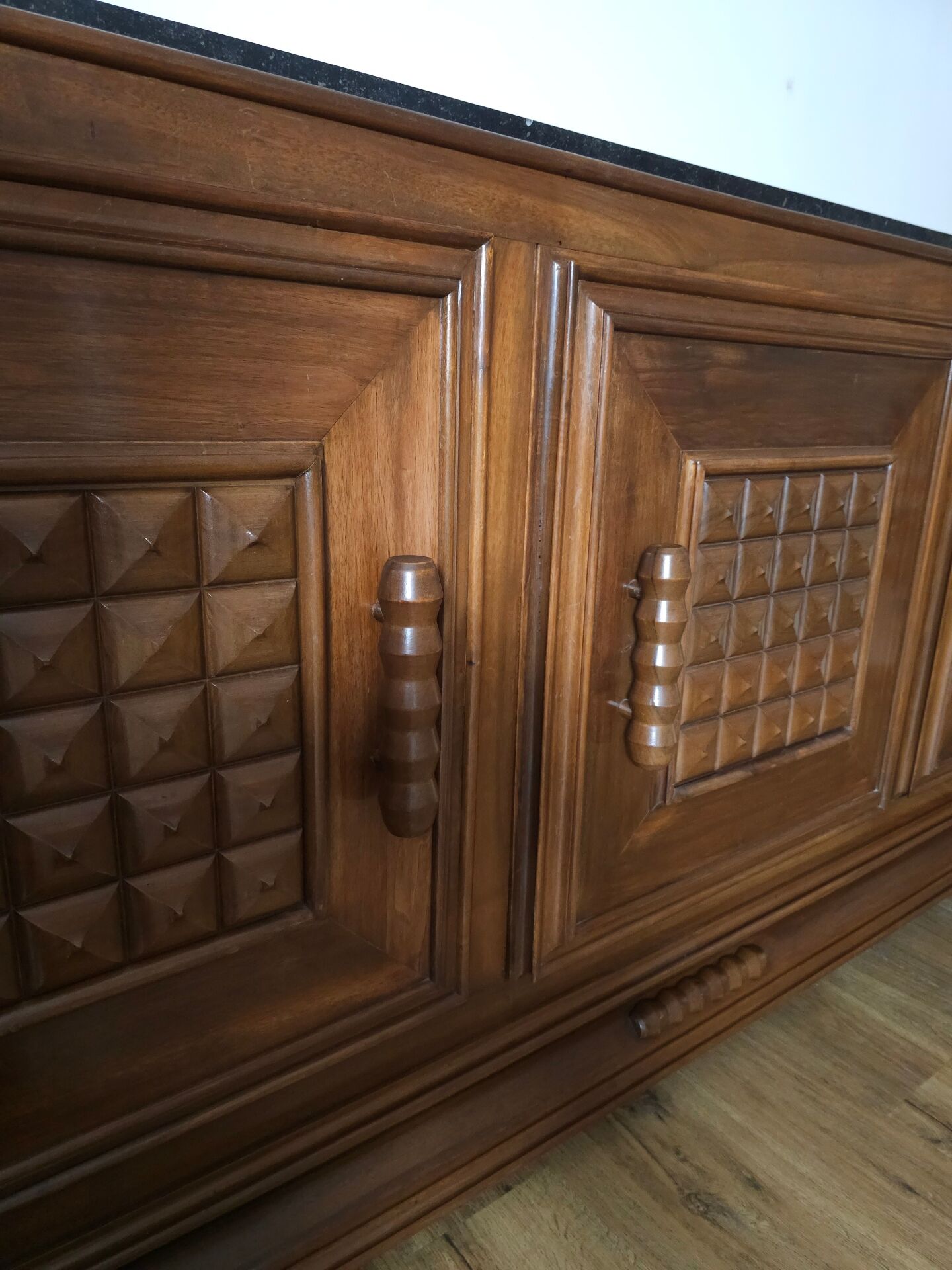 Rare French buffet "Pointe de Diamant" – Antique cabinetmaking work