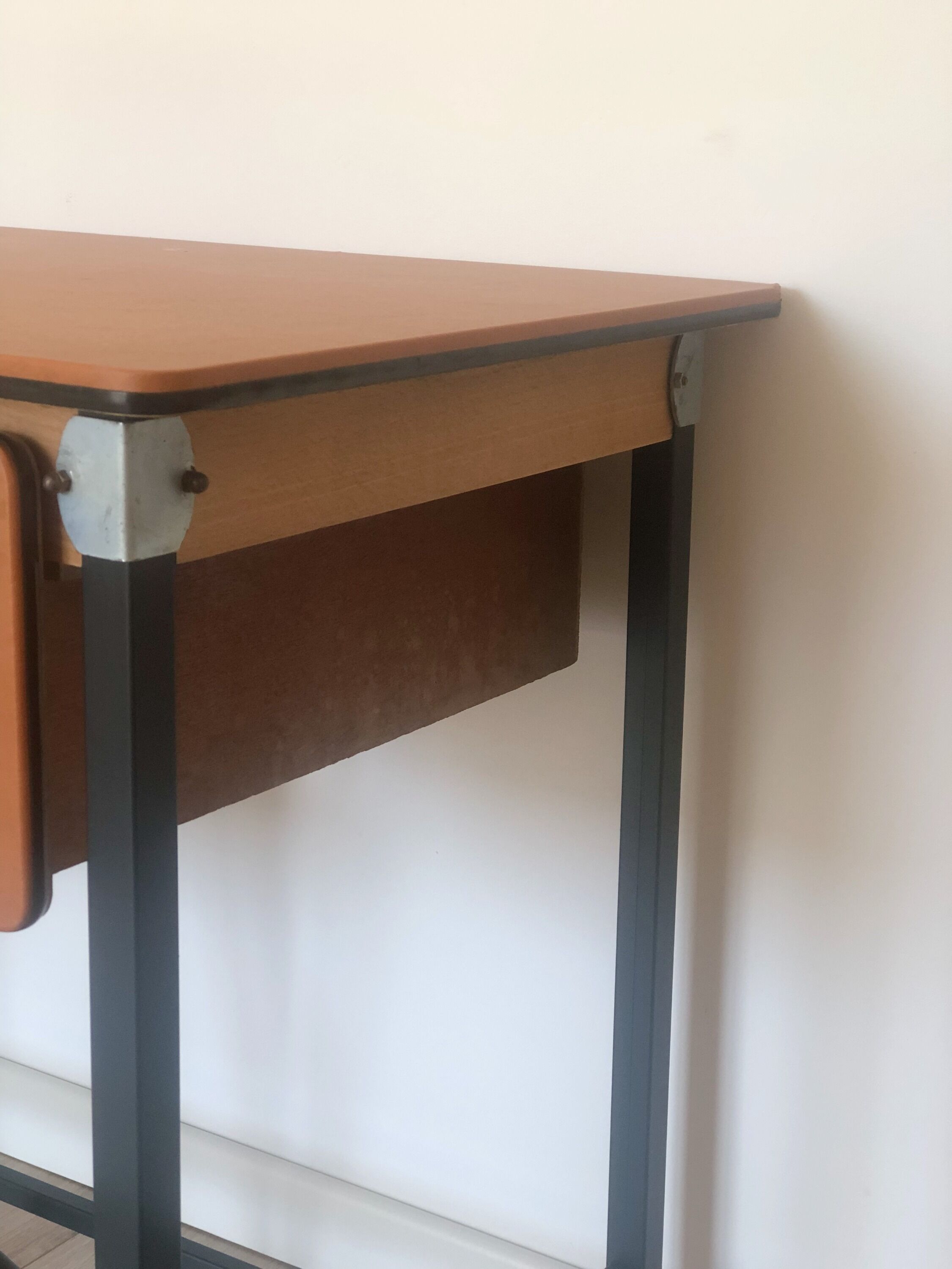 Bureau des années 60/70 et sa chaise