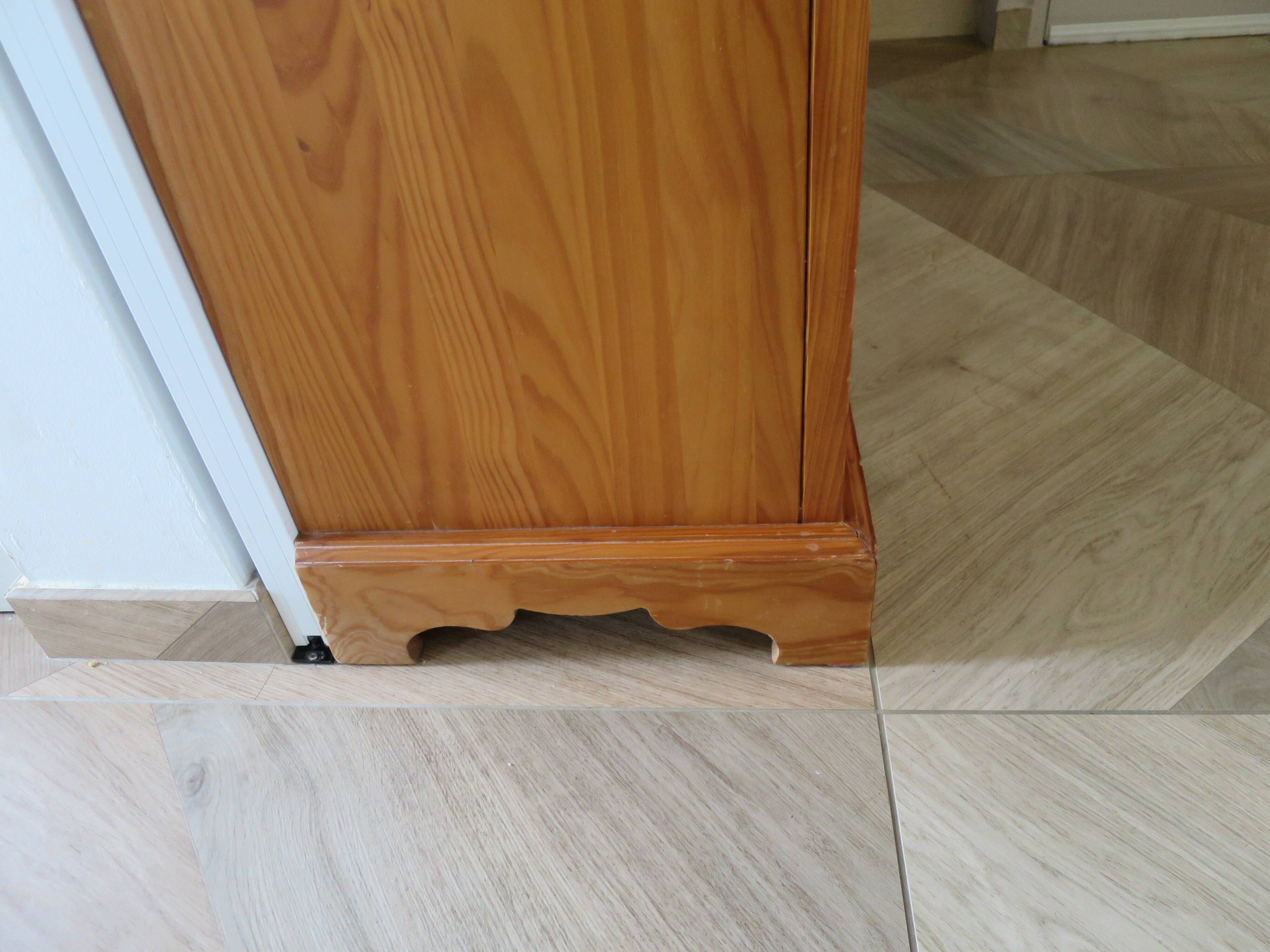 Beautiful bookshelf - solid pine - 5 shelves - country style - natural colour