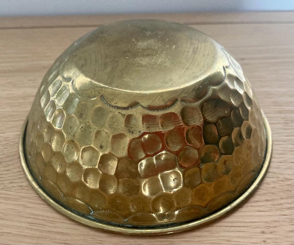 Bowl or empty brass pocket