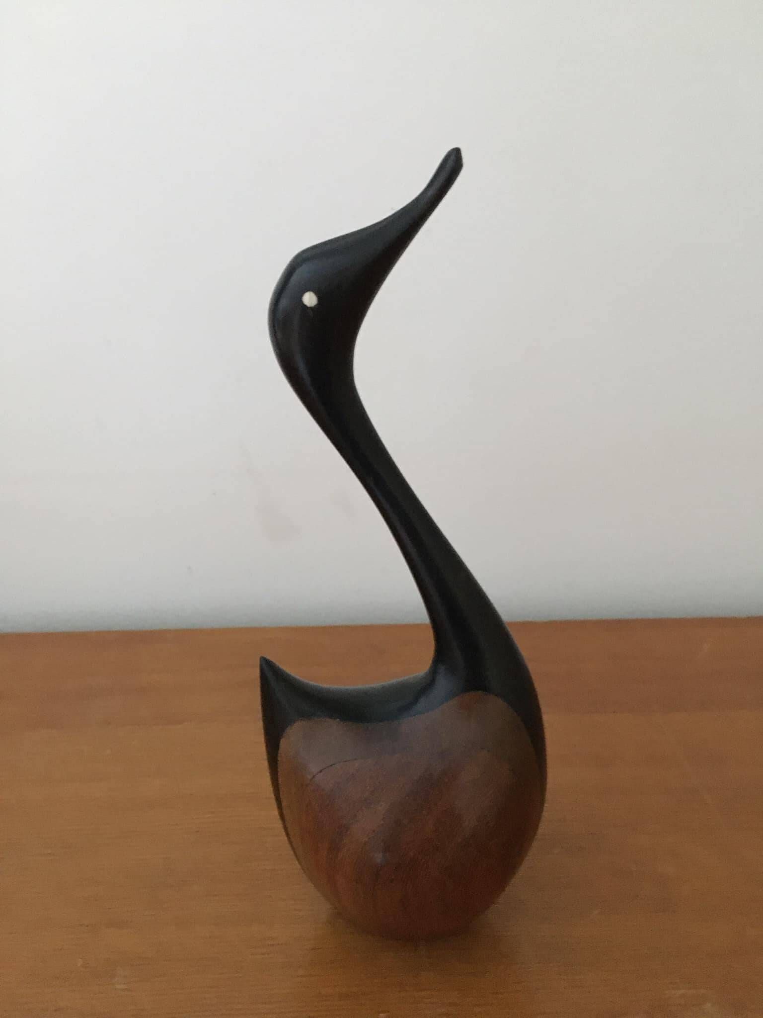 Wooden swan: 3 different types of wood (ebony, mahogany and other exotic wood)