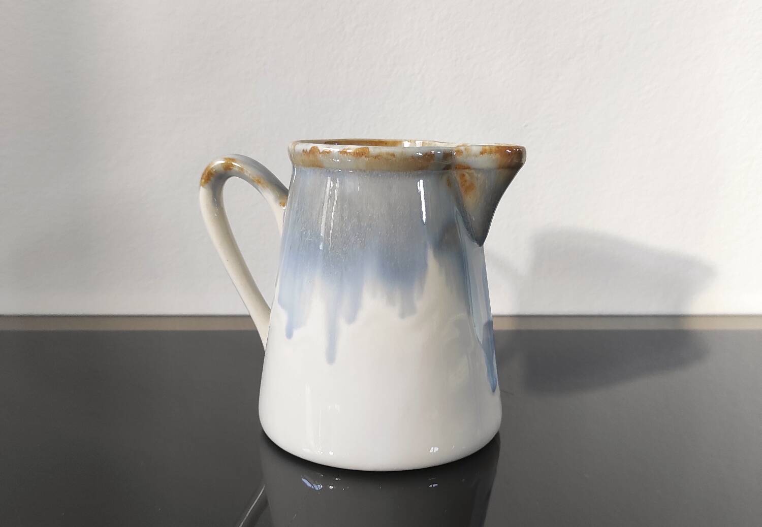 Pichet, vintage enamelled ceramic milk jug "Rhoda"