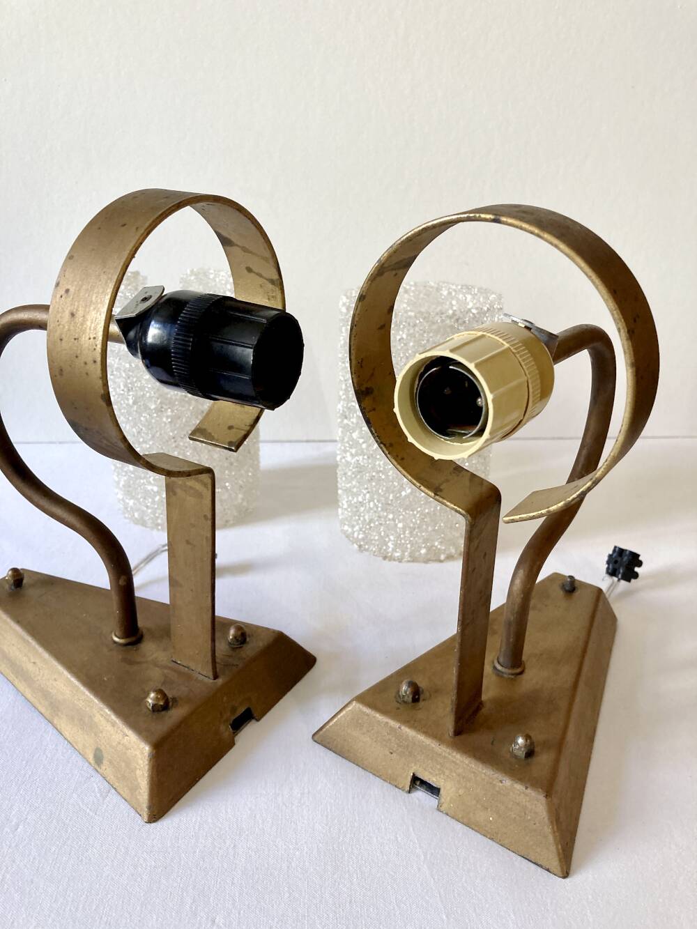 Set of three wall sconces in gold metal and ice effect Perspex, 1960-70.