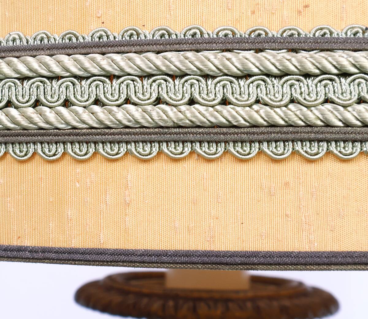 Classic Empire style table lamp, 1950s