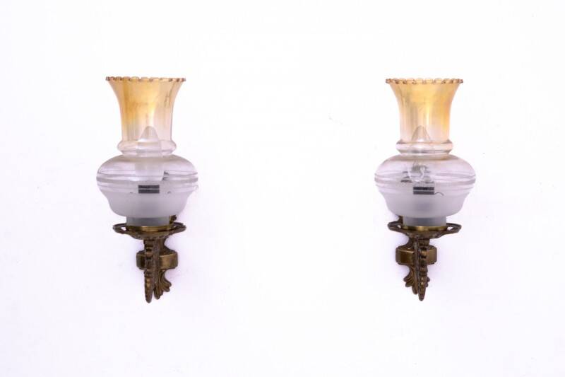 Paire d'appliques murales en laiton, début du XXe siècle, Pologne.