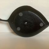 Black metal leaf candle holder