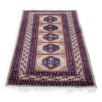 Tapis pakistanais en laine fait main - 1m46 x 94cm