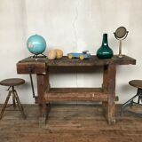 Carpenter Workbench raw wood end 1900