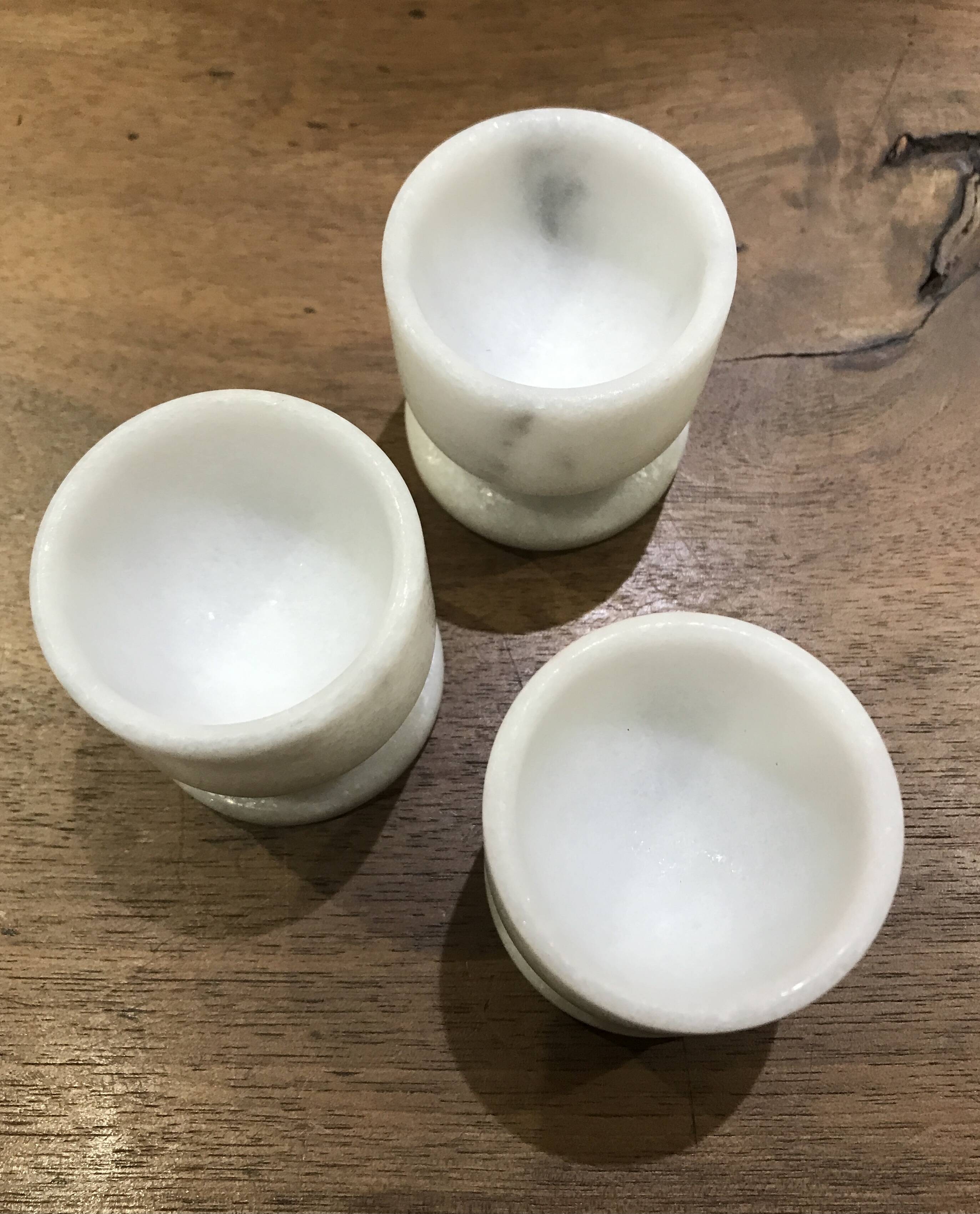 Marble egg cups