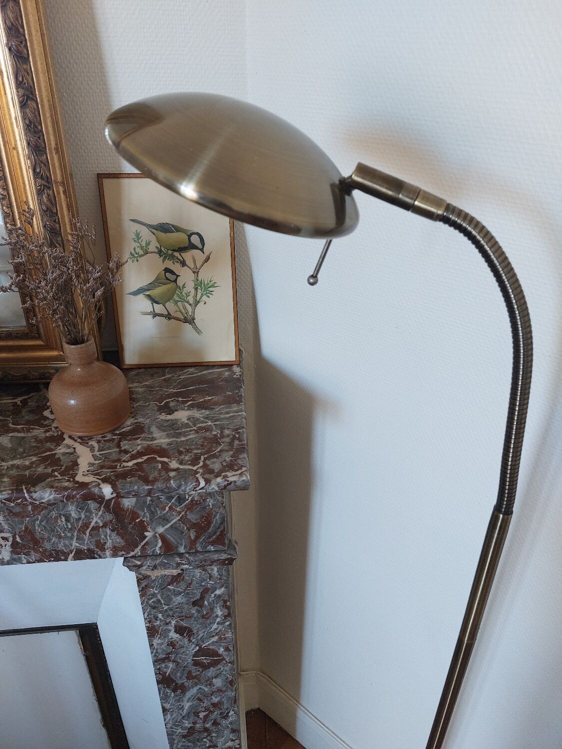 Vintage gold metal reading light