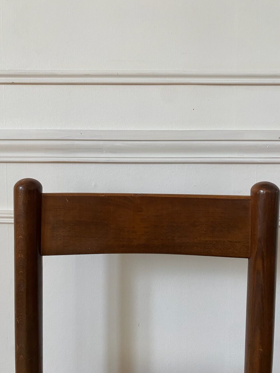 Chaise en bois et assise paillée