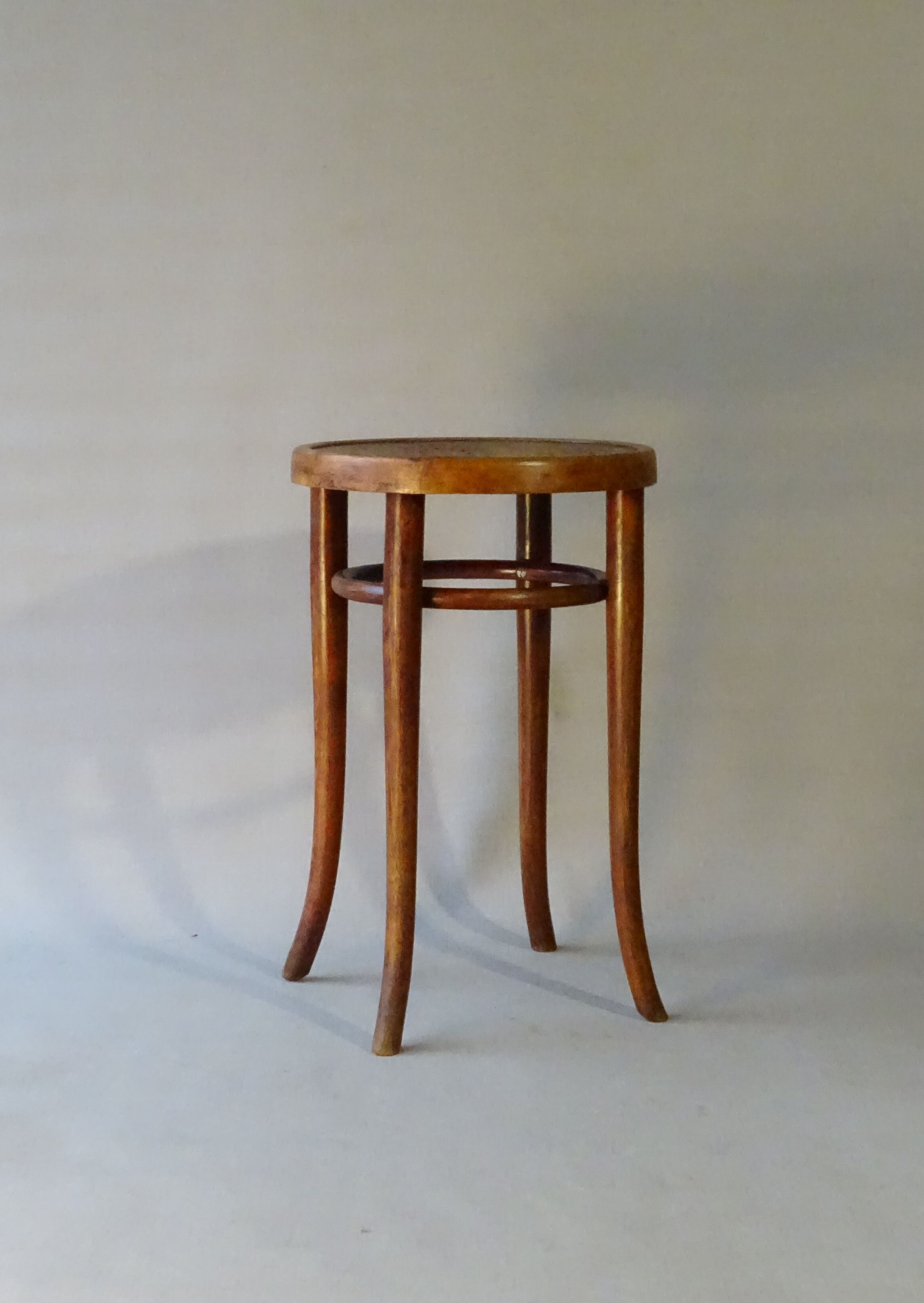 Piano stool by Thonet 1910, wooden seat Height 56cm