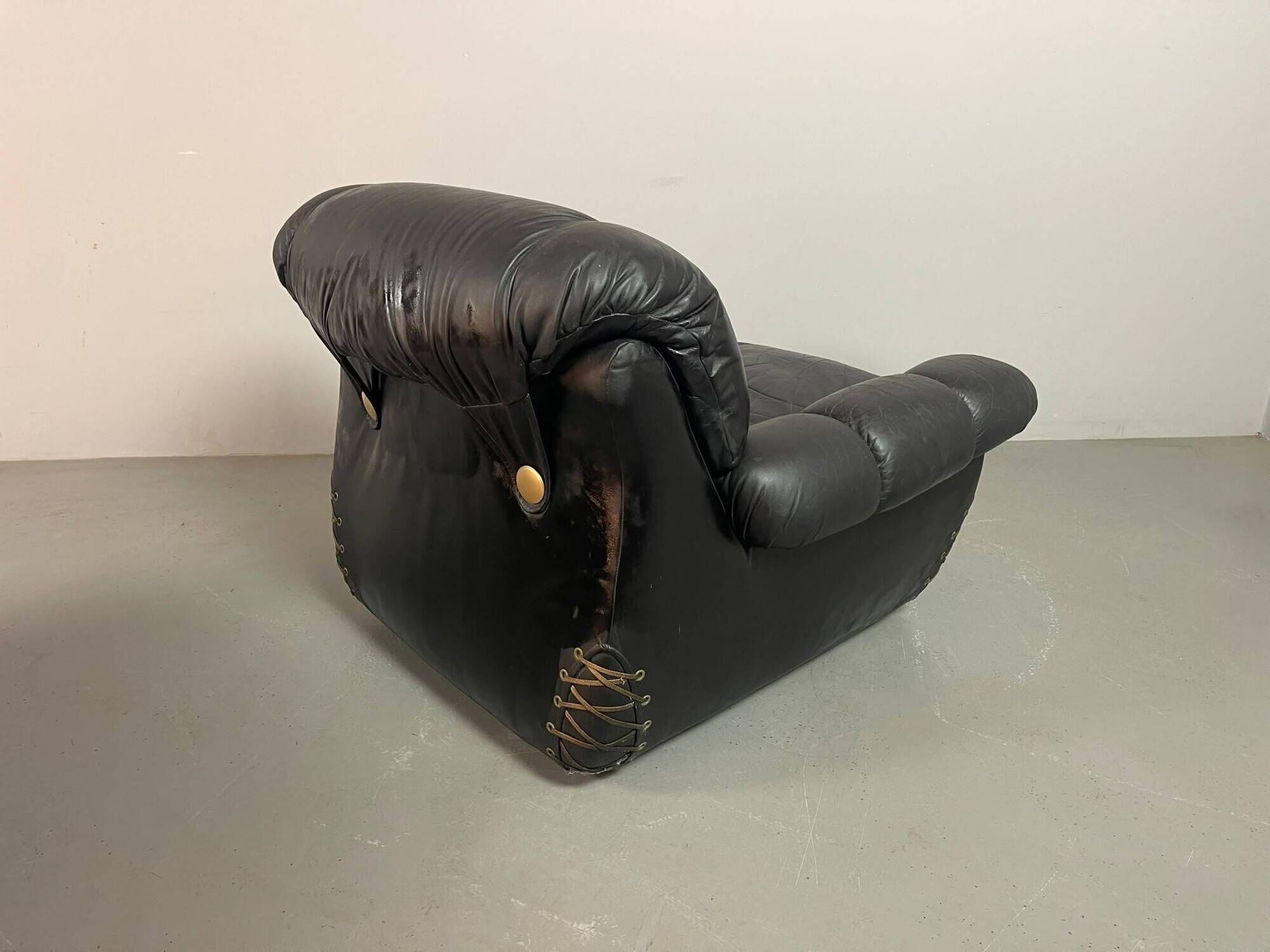 Large Set of Italian Space Age Black Leather Lounge Chairs with Brass