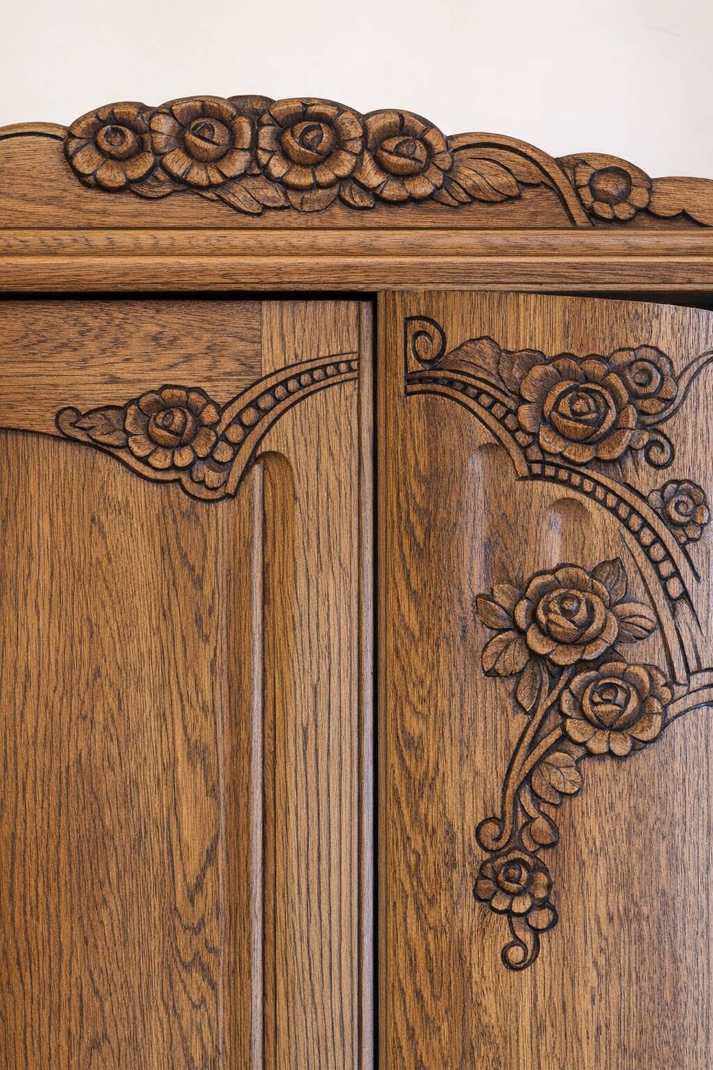 Carved wooden wardrobe – vintage style
