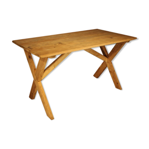 Table en sapin naturel