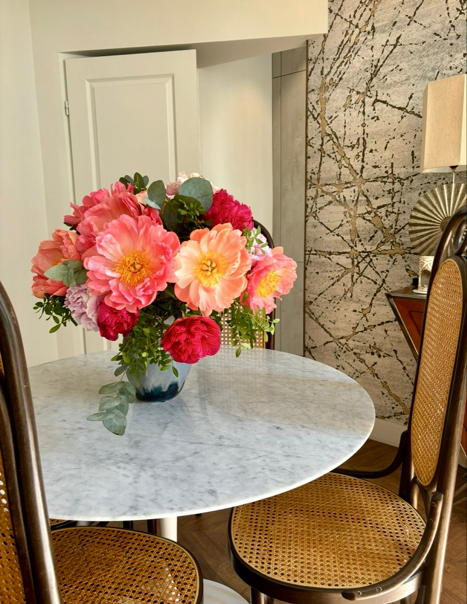 Table tulipe en marbre de Carrare