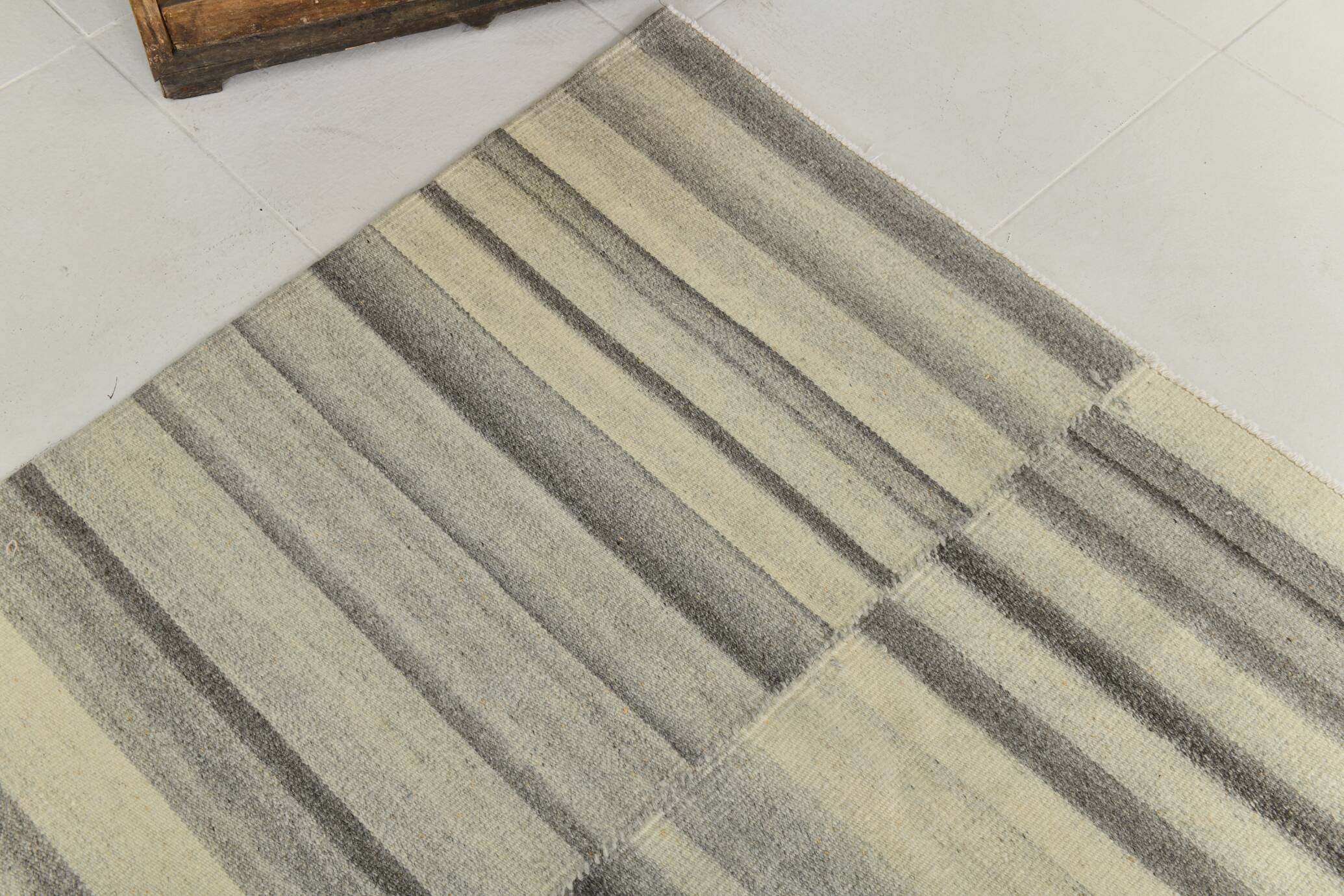 Mid Century Modern Large Vintage Kilim Rug, 307x396Cm