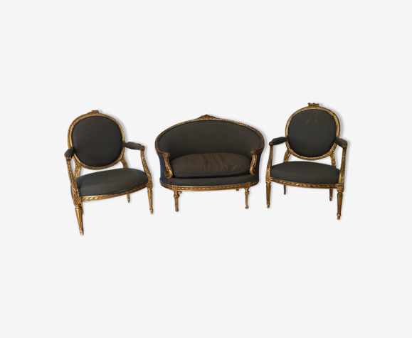 Paire de fauteuils médaillon et canapé doré de style Louis XVI | Selency