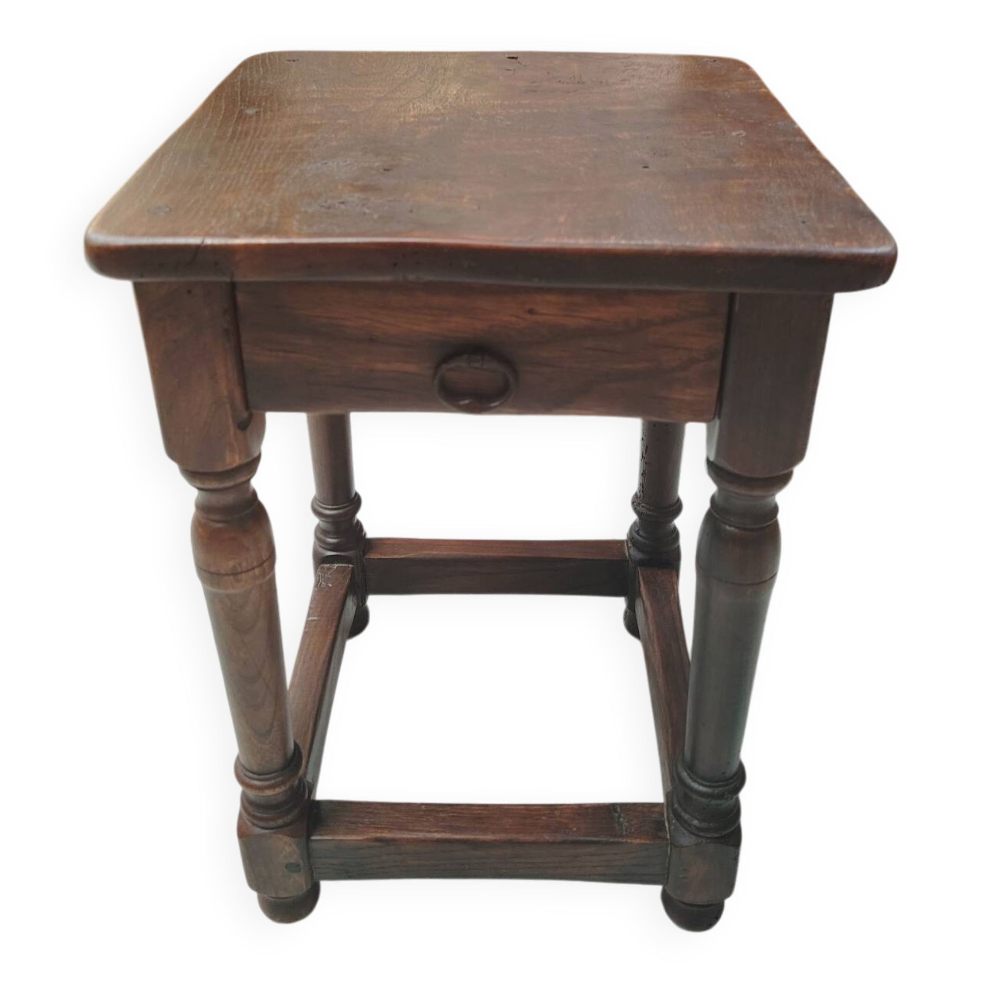 Small stool, side table or bedside table in solid wood with turned legs.