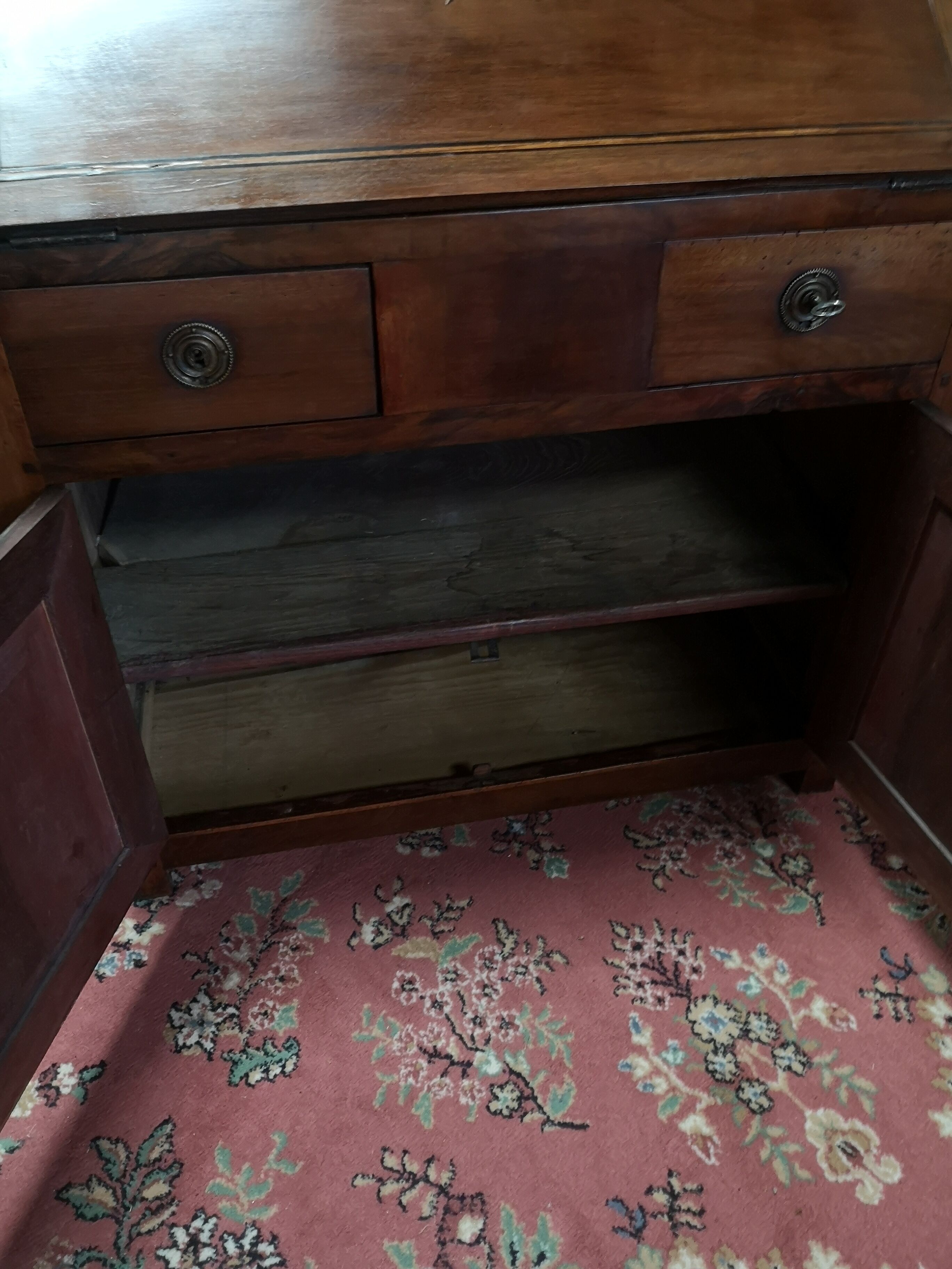 Writing desk