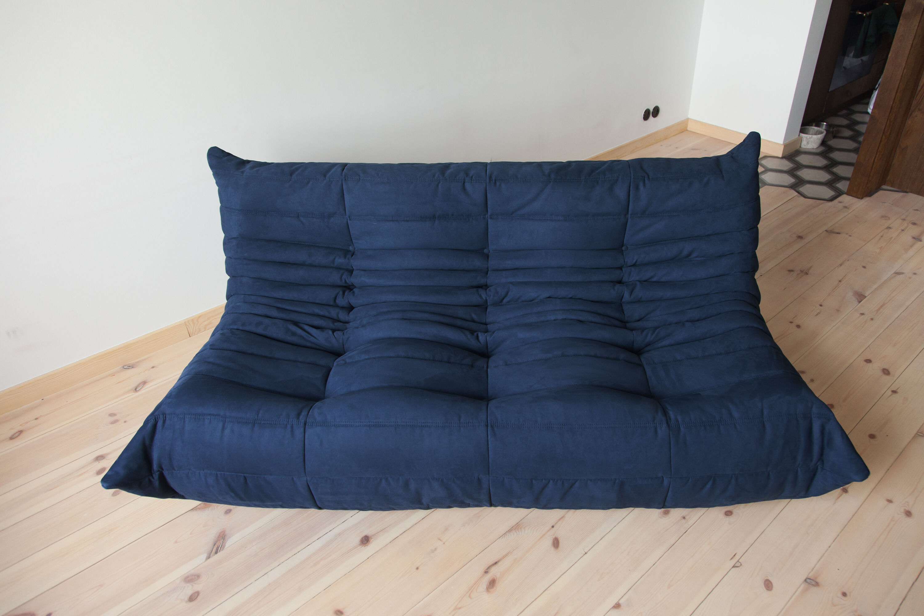 Togo sofa set model designed by Michel Ducaroy 1973