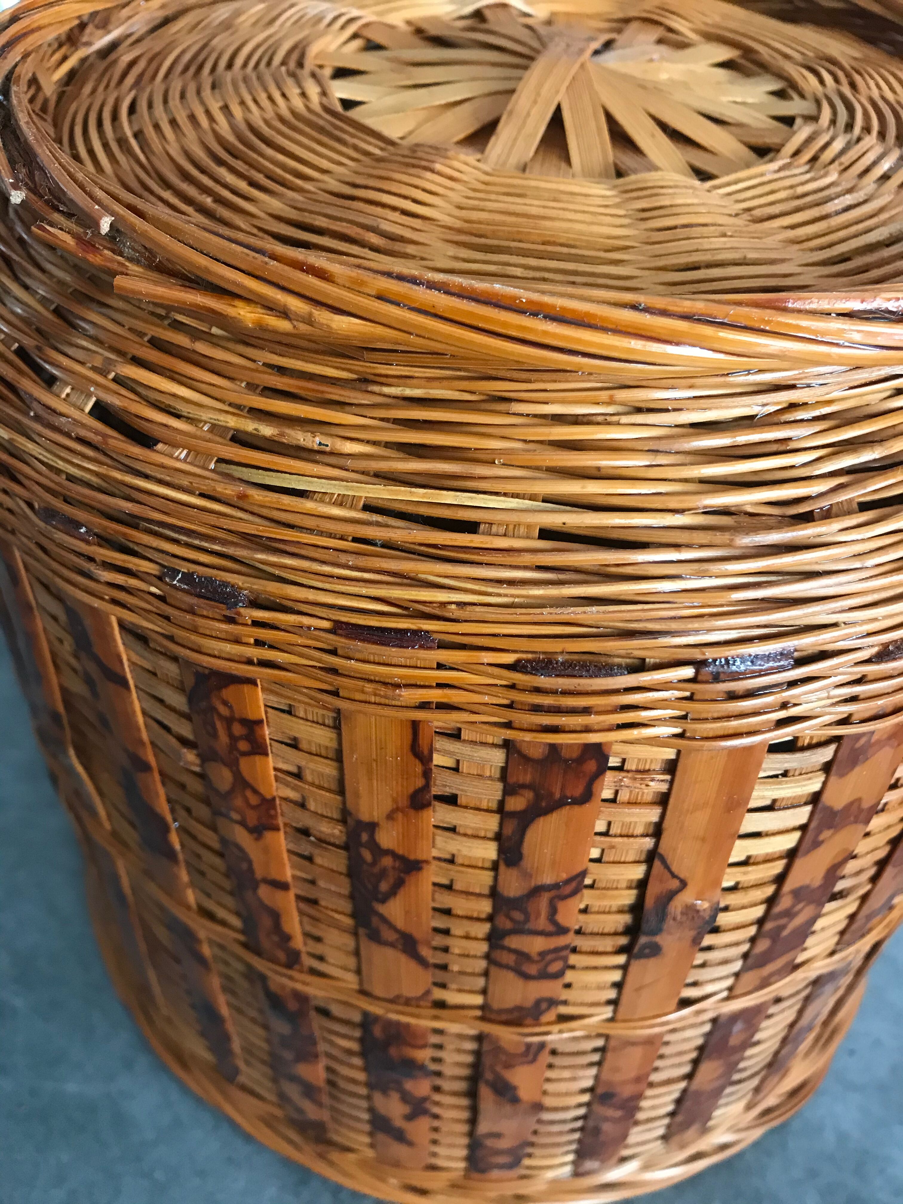 Cache-pot vintage en osier tressé