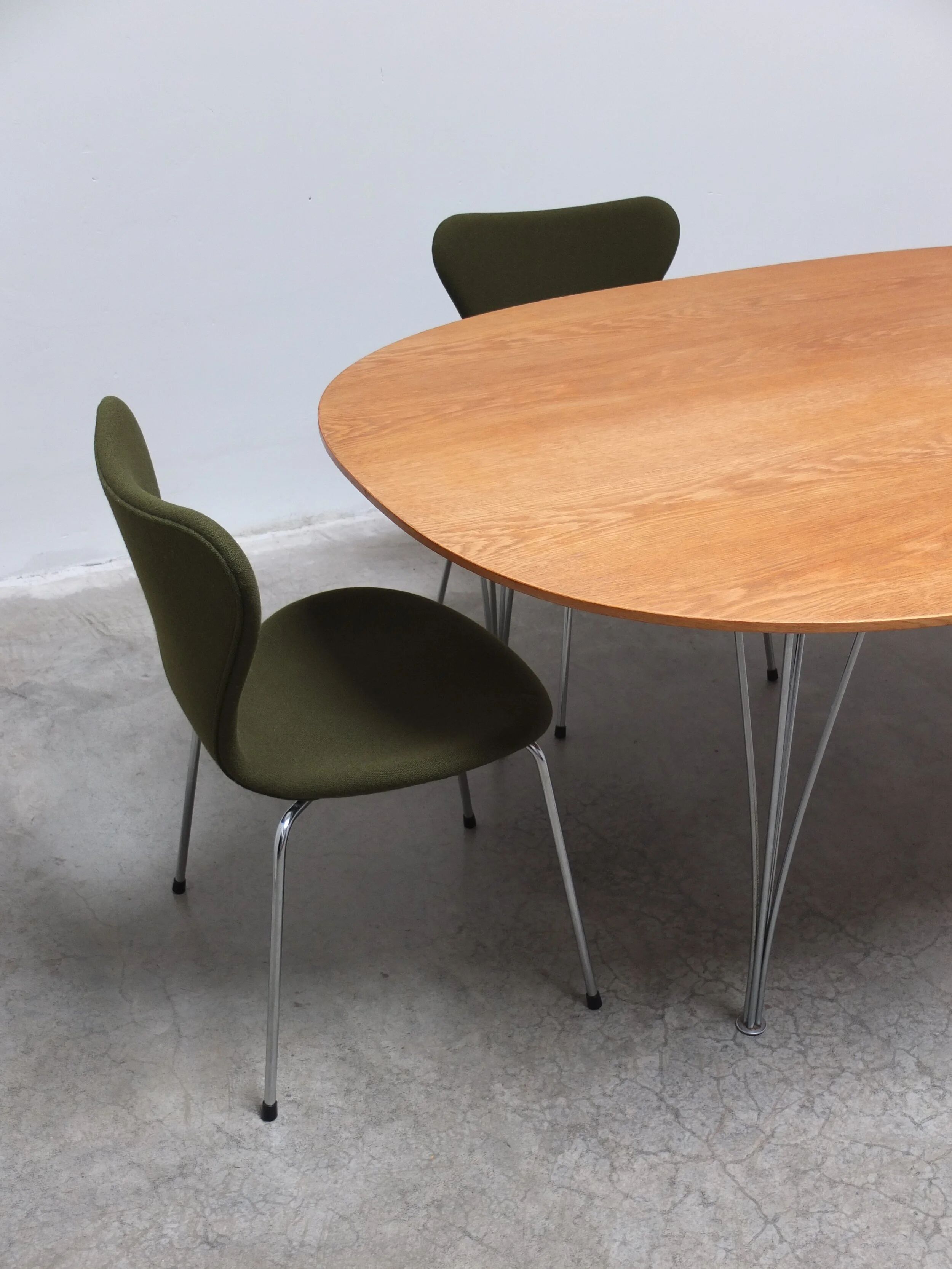 ‘Super-Elliptical’ table in oak by Piet Hein & Bruno Mathsson for Fritz Hansen, 1968