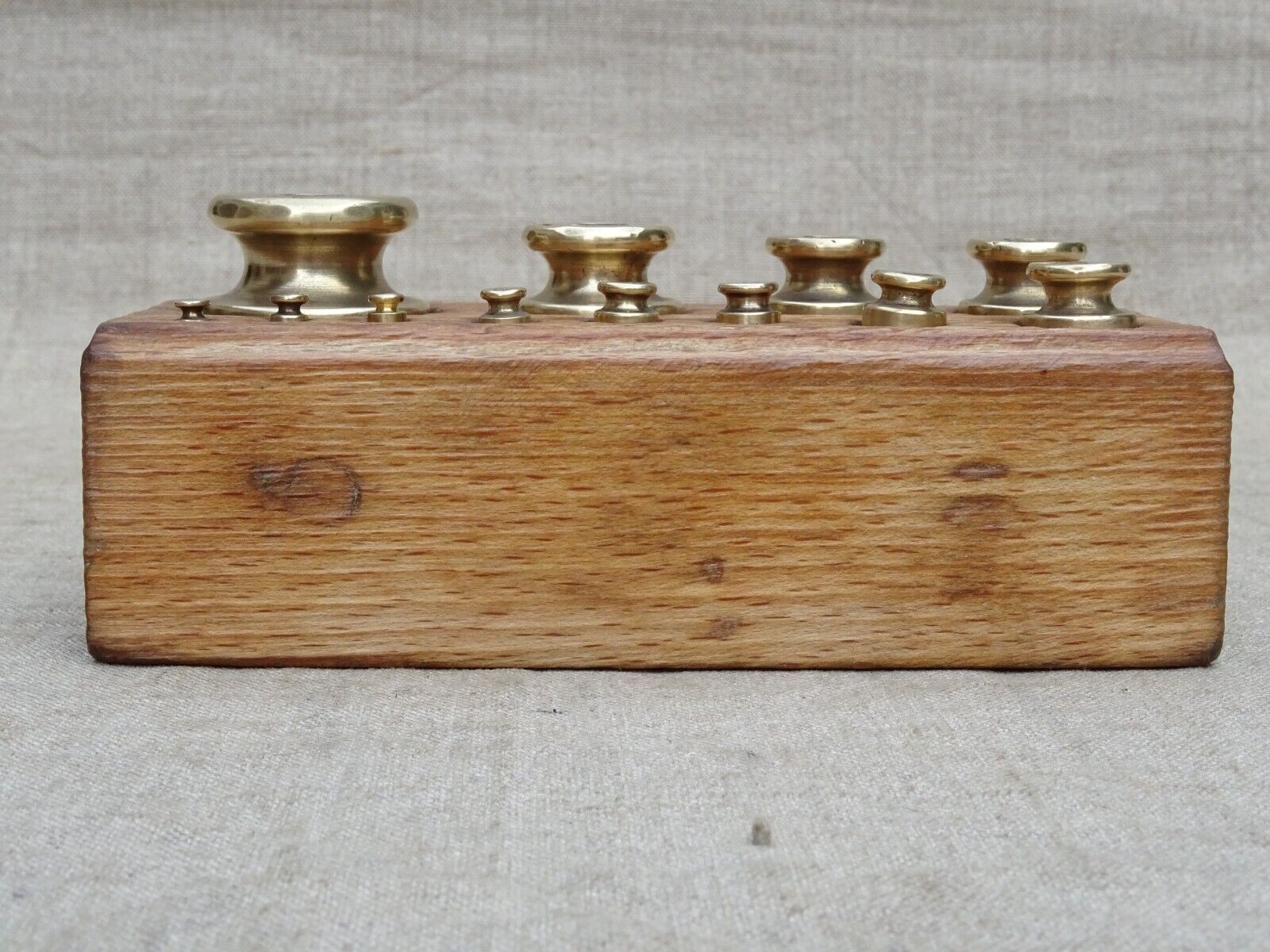 Old box 12 weight flat head brass from 1g to 500g for complete scale