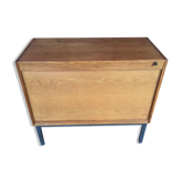 Office furniture with sliding door