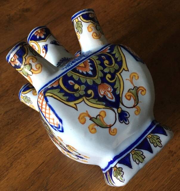 Flower picker, flower girl from DESVRES