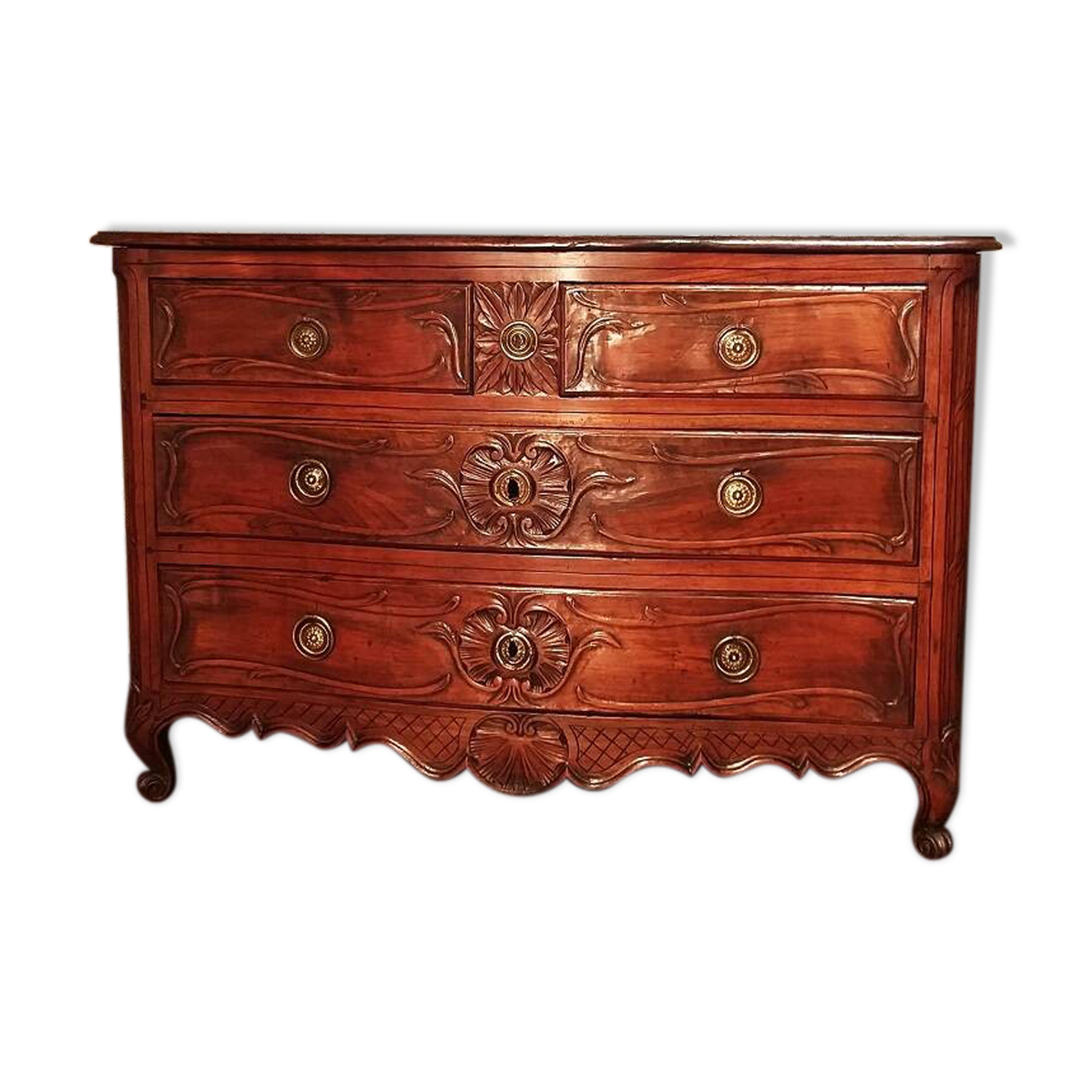 18th century Provençal chest of drawers