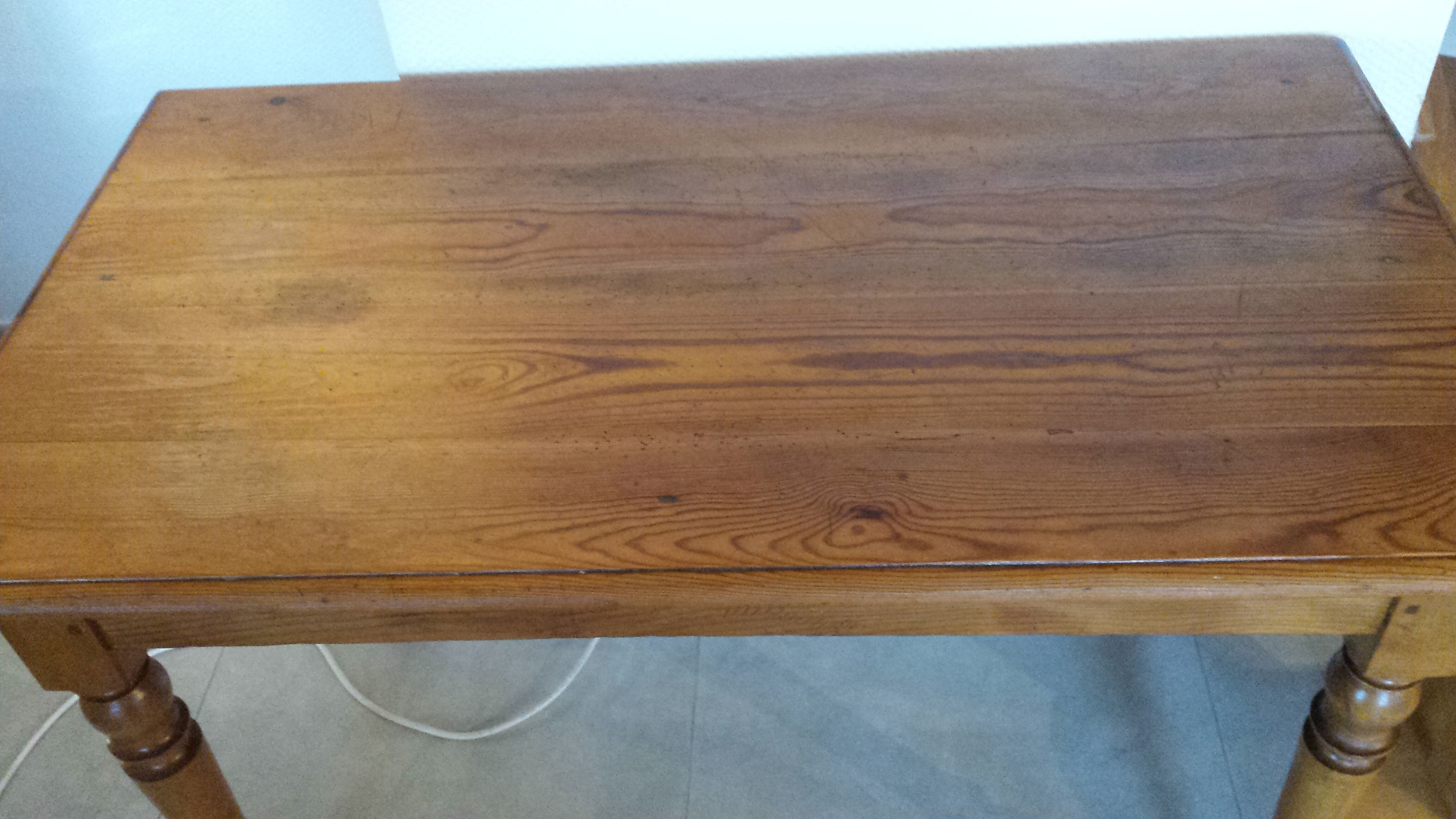 Farmhouse table, bistro