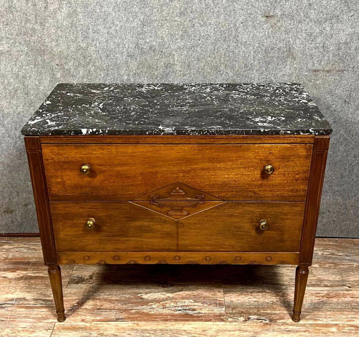 Directoire period sauté chest of drawers in mahogany and stained wood circa 1800