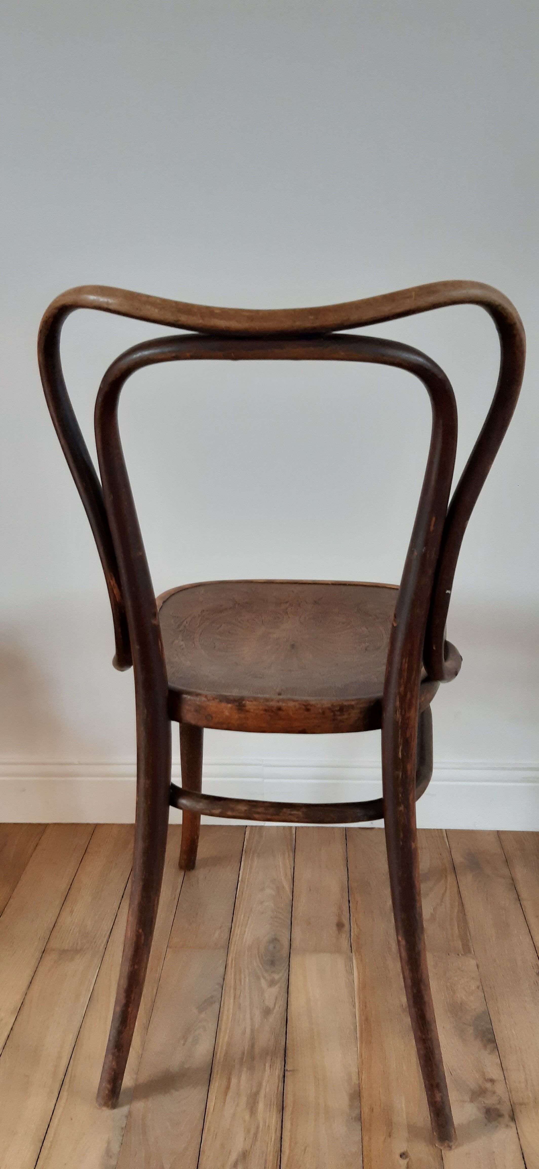 Chaise Jacob & Josef Kohn en bois courbé et gravé 1800