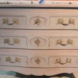 Commode de style Louis XV patinée XXème