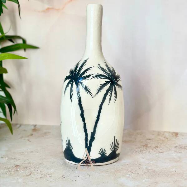 Artisanal vase bottle Tayniwt