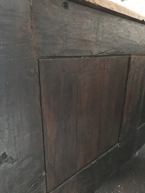 Bordeaux dresser in wood