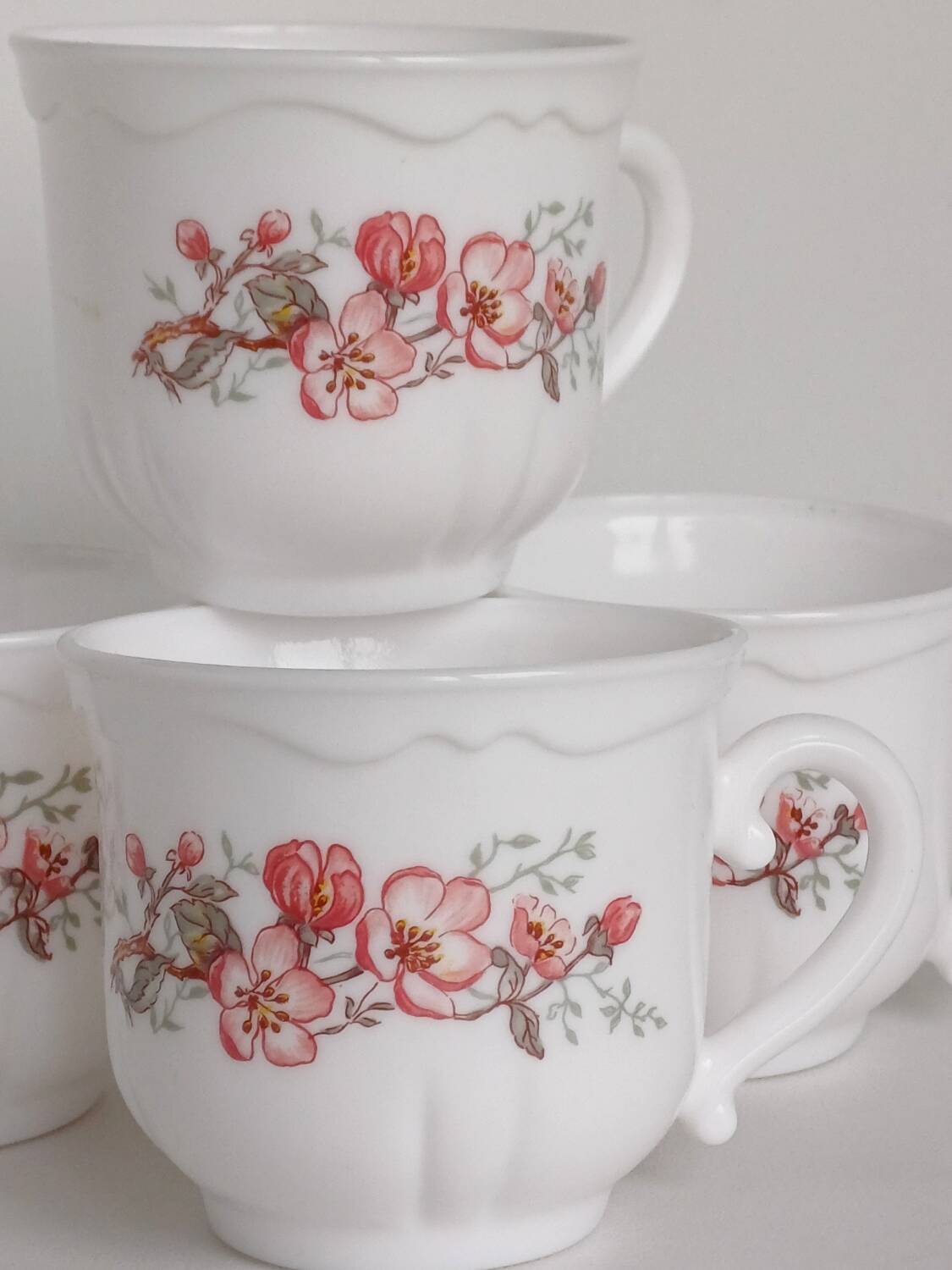 Arcopal floral coffee cups