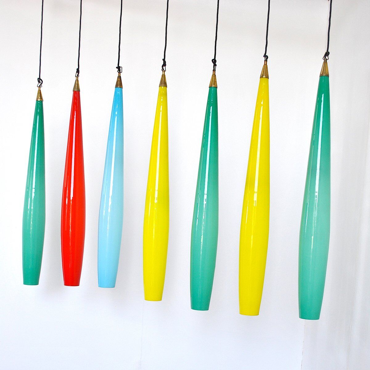 Suspended Murano glass lamp layered by Alessandro Pianon, 1960s.