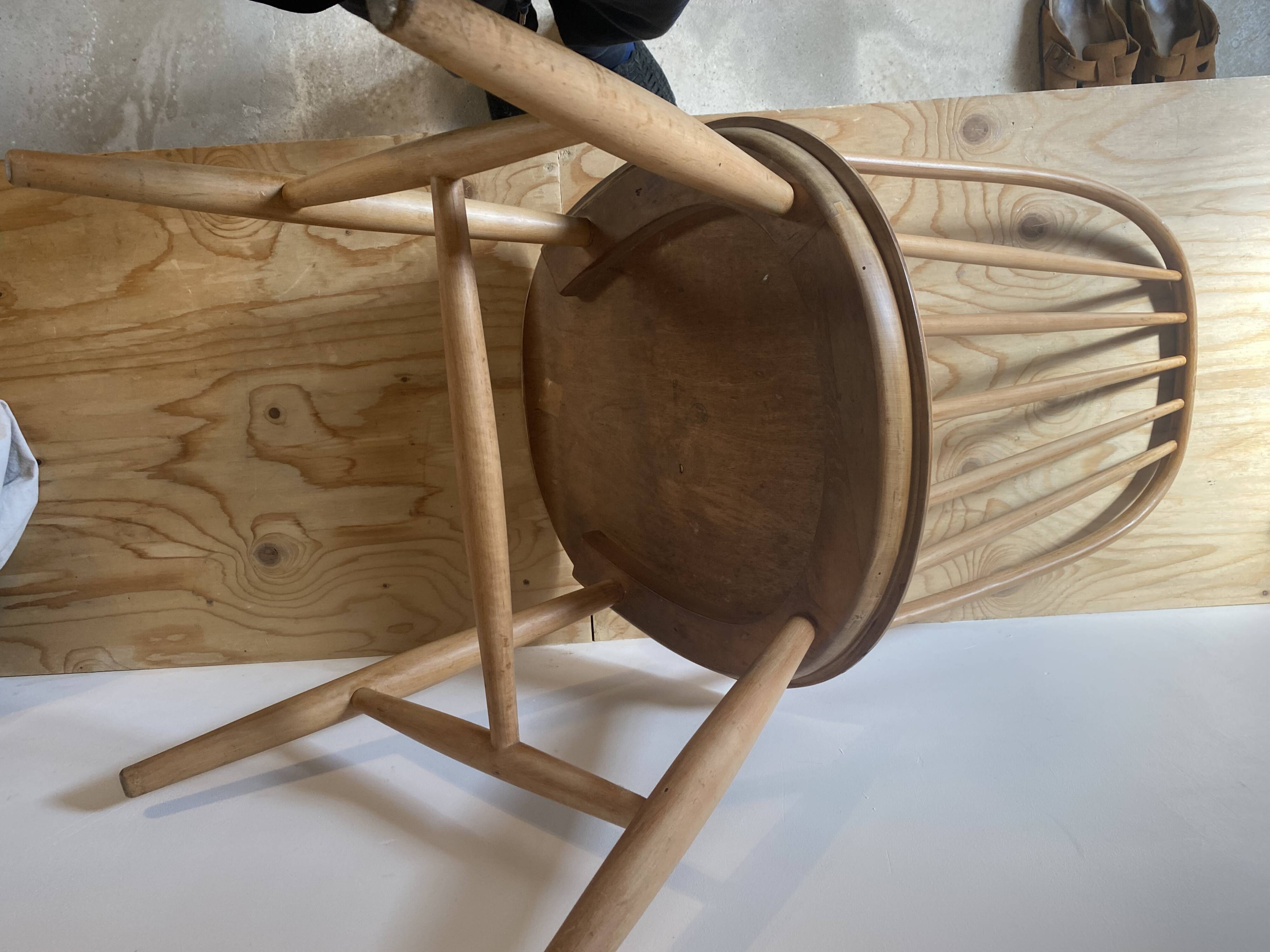 Pair of Scandinavian chairs - Hagafors Mod.16 - molded teak & ash