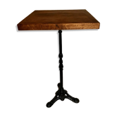 Manage vintage bistro standing