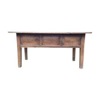Farm table with panels with oak spindle feet. (said dairy table)