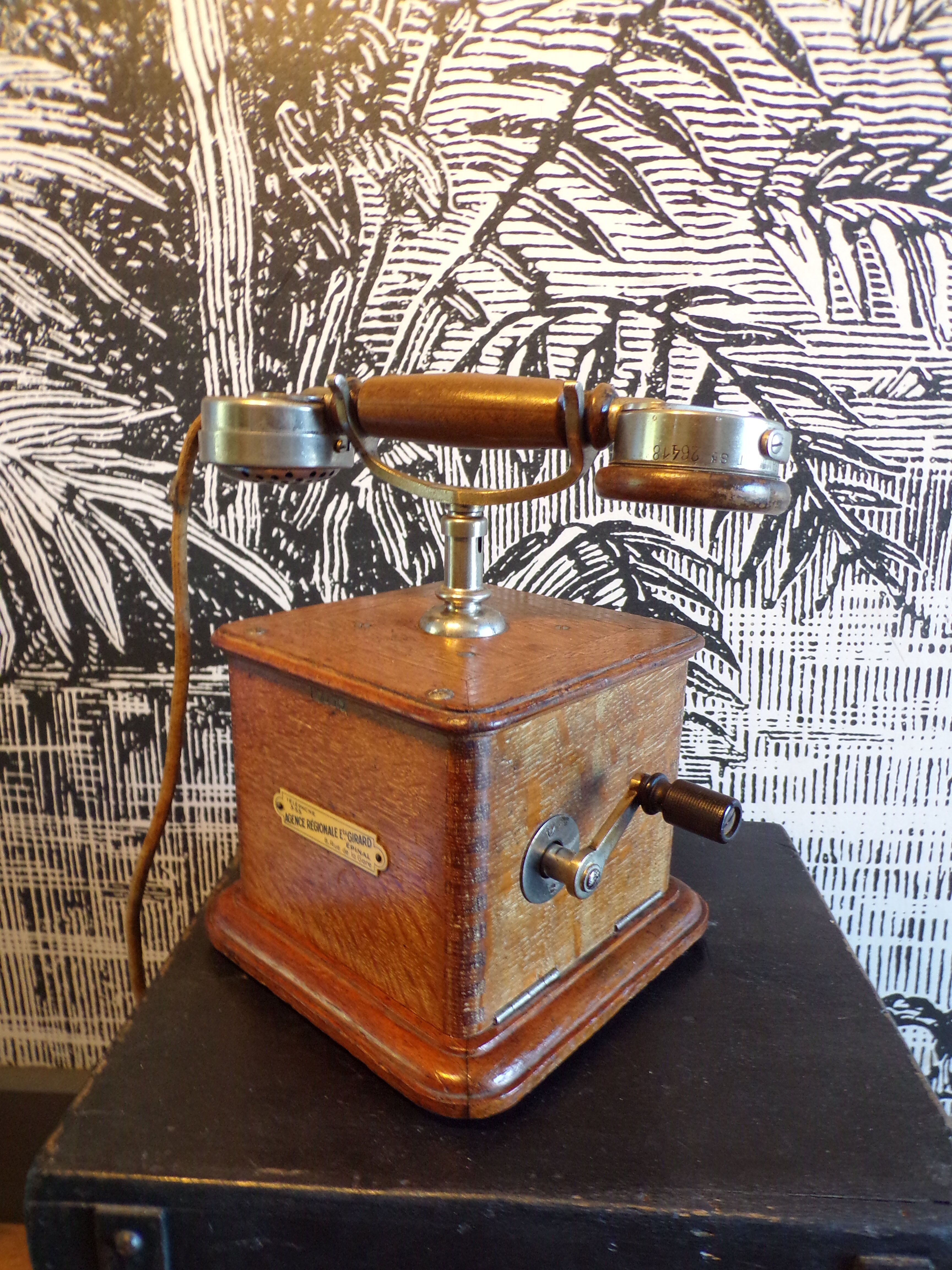 Old phone Marty 1910