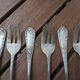 Set of 6 silver-plated oyster forks with floral decoration