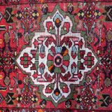 Antique 1920s Persian Hamadan rug, floral medallion, 104cm x 145cm